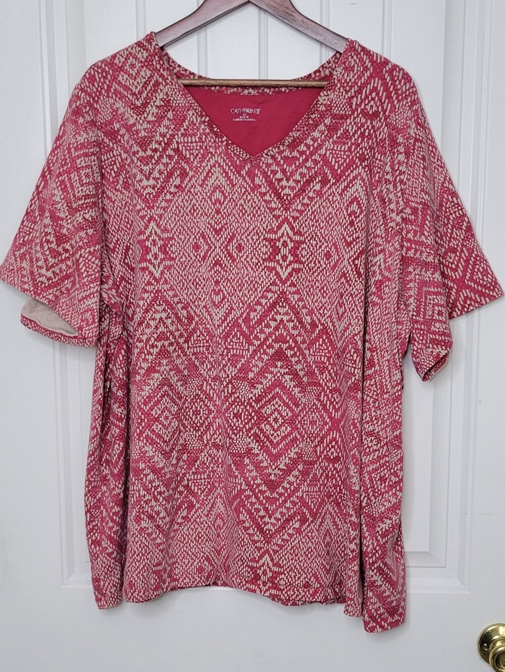 Catherines Rose Patterned V-Neck Short Sleeve Top